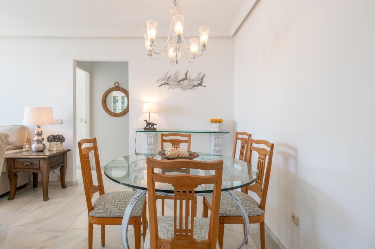 Apartamento Familiar Vistas Al Mar By Rent Me Estepona Luaran gambar