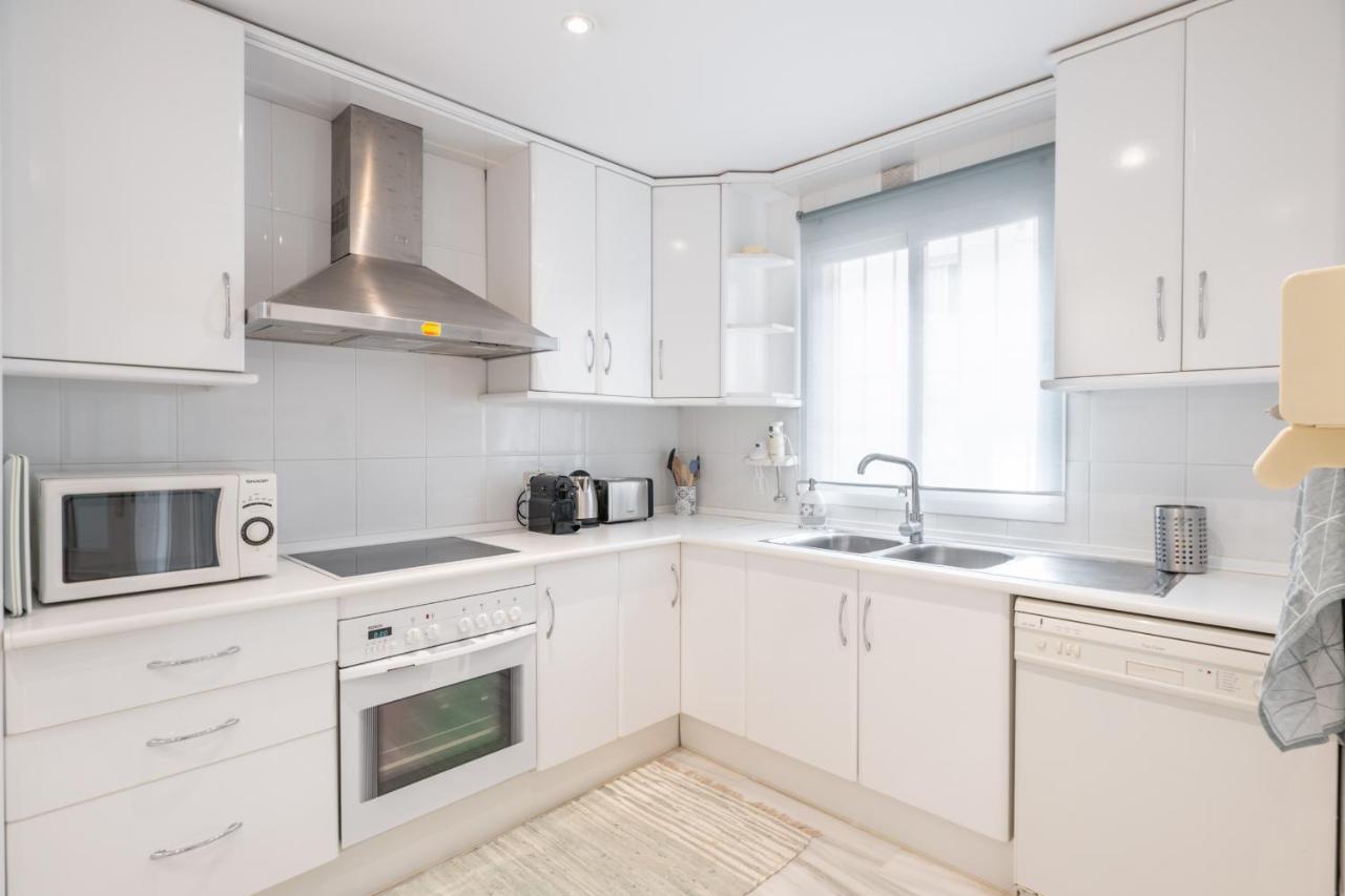 Apartamento Familiar Vistas Al Mar By Rent Me Estepona Luaran gambar