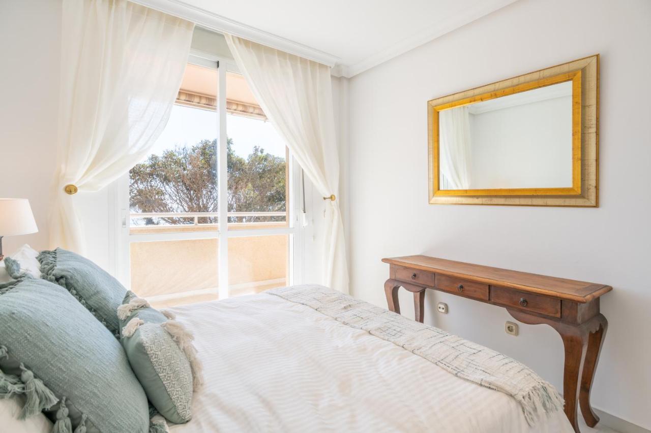 Apartamento Familiar Vistas Al Mar By Rent Me Estepona Luaran gambar